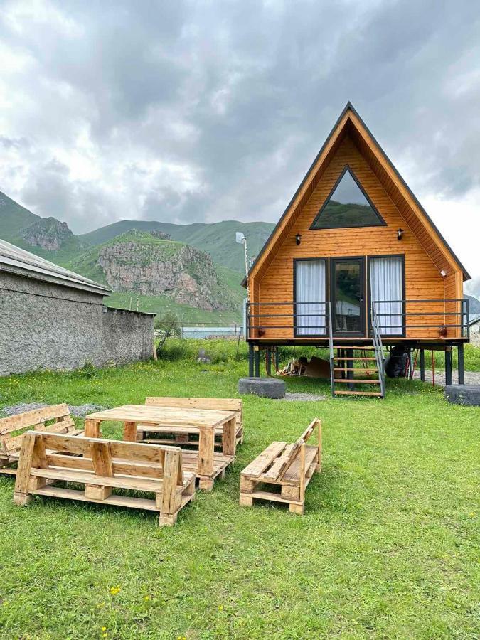 Thomas' Hut Apartman Kazbegi Kültér fotó