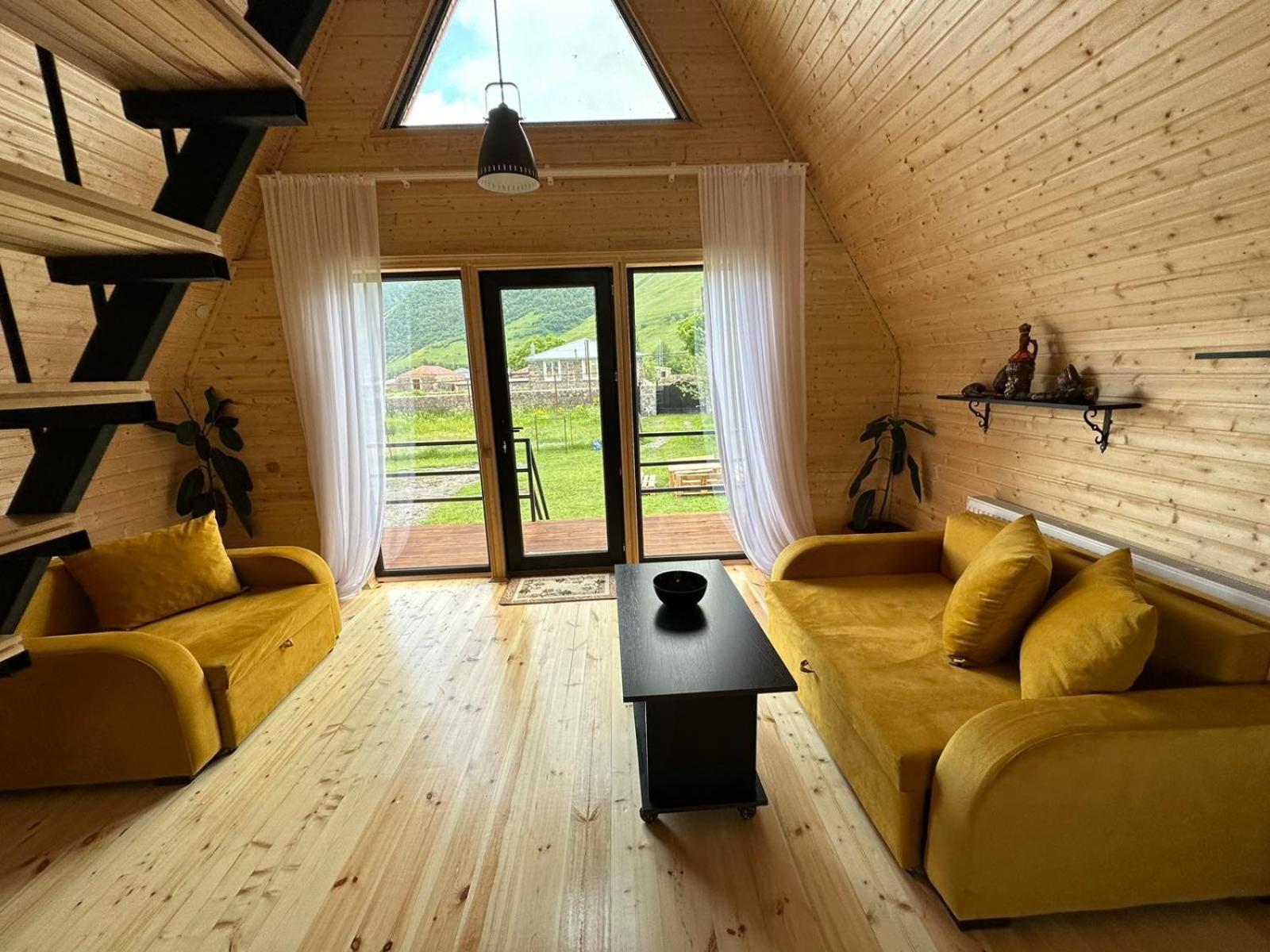 Thomas' Hut Apartman Kazbegi Kültér fotó